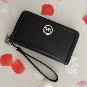 Michael Kors Black Fulton Phone Case Wristlet